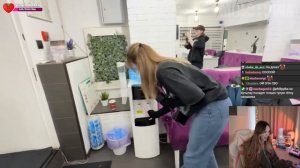 АЛИНА ВИ СМОТРИТ: РАЗЪЯРЁННАЯ ХАБАЛКА В БЕШЕНСТВЕ / БОРЗОТА ЗАШКАЛИВАЕТ!