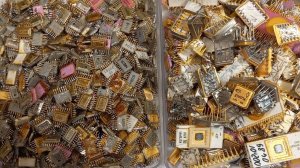 9.8 грамма золота из 480 грамм керамических микросхем