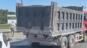 Cамосвал Shacman с отказавшими тормозами протаранил 17 легковушек на трассе под Нижним Новгородом.