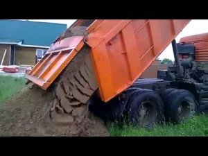 Завозим песок  КАМАЗ  Sand unloading выгрузка 20160606