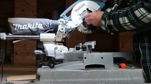Замена диска на торцовочной пеле Makita LS0815FLN.