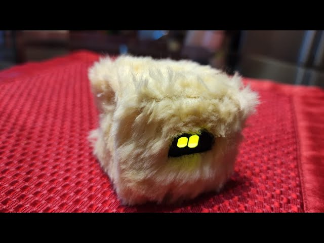 Мини робот Пиксель-пушистик с анимациями как у COZMO смотреть онлайн