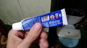 Как открутить ржавые гайки бачка унитаза