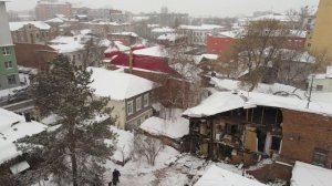 Рухнула стена жилого дома в центре Самары 18 марта 2021
