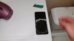 Отклеить защитное стекло на УФ клее