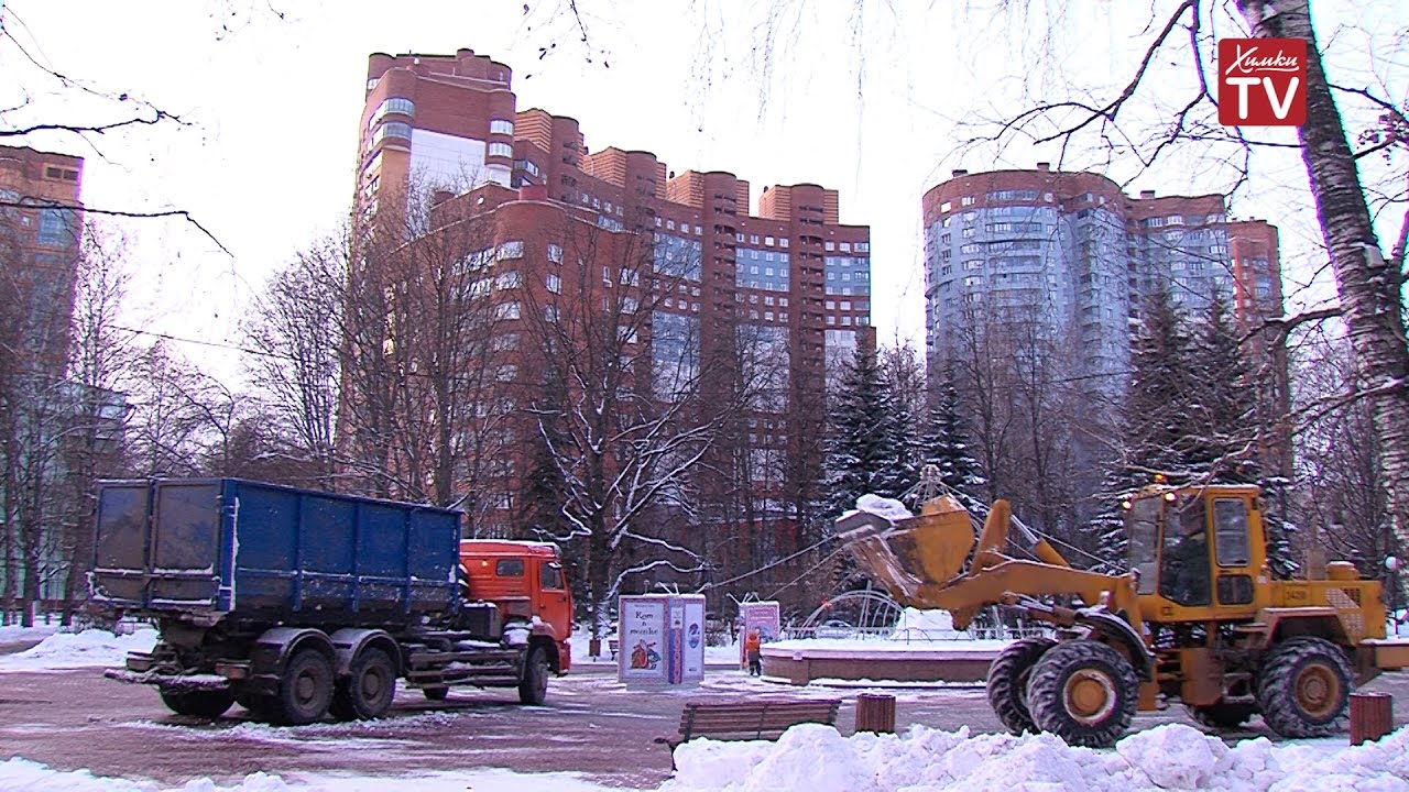 Округ ежедневно чистят от выпавшего снега смотреть онлайн