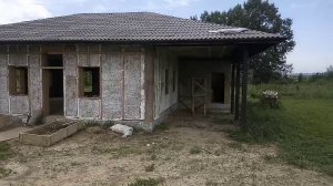 Экодом Шешиных из соломы. Как построить дом своими руками в поселении.