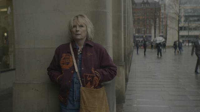 Незнакомец (Незнакомка) 2 серия (сериал, 2020)