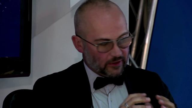 Клубный день: "Летающий город" -- архитектура будущего смотреть онлайн