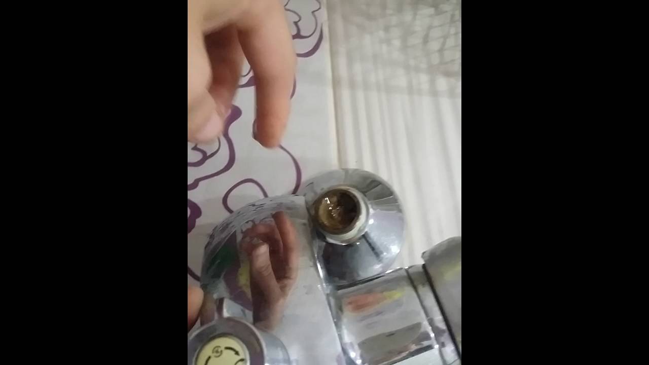 Плохой напор воды из-за засора смесителя