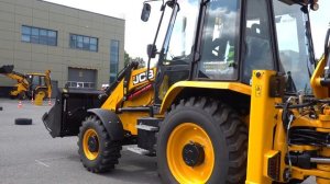 Экскаватор погрузчик JCB 3CX Кубок Золотого Ковша! Соревнования тракторов.  #jcb #denjcb