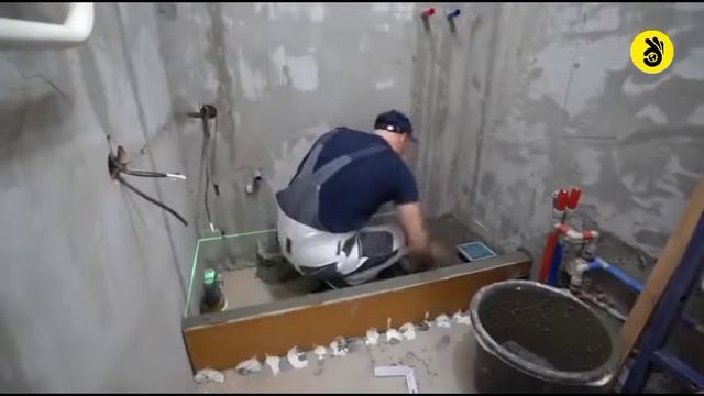 This Man Spent a Year Flipping an Old Appartment into a High End Home смотреть онлайн