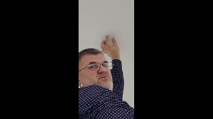 Как сделать отверстие в натяжном потолке и установить карниз для штор!