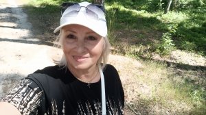 С МУЖЕМ В ЛЕСУ 🌲 ВОКРУГ СПЛОШНЫЕ ВИТАМИНЫ 🍓🫐