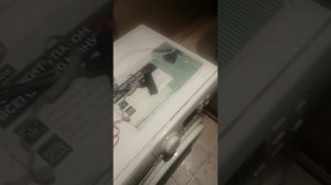 Как открыть заблокированную дверцу стиральной машинки Hotpoint Ariston, когда нет аварийного рычажка