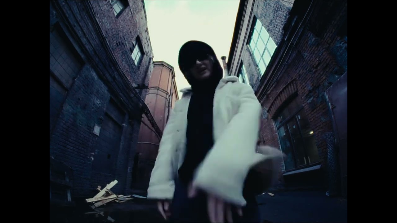 БЕЛЫЕ СТЕНЫ (2025 clip) смотреть онлайн