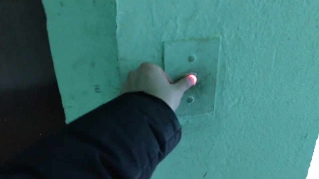 Лифт МЛЗ 1986 г.в. с вишнёвым купе, V=1 м/с, г/п 320 кг смотреть онлайн