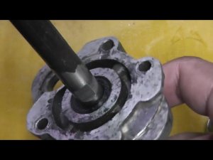 Редуктор Ветерок 8 сборка верхней крышки