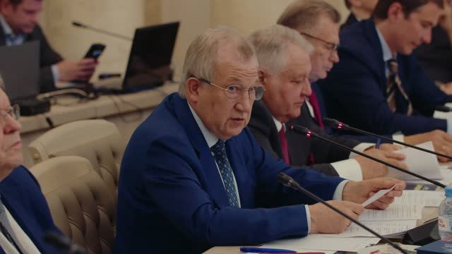 Заседание Президиума РАН | Статус ключевых мегасайенс-проектов смотреть онлайн