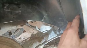 Установка задних подкрылок Лада Гранта