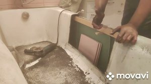 Вырез в чугунной ванне для инвалидов