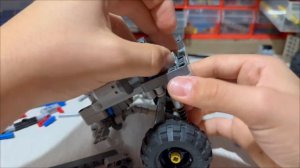 ТЕРЯЮ НЕРВЫ. КРАУЛЕР НА 56-Х КОЛЁСАХ ИЗ LEGO TECHNIC. Рама, мосты,ходовая