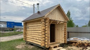 Баня 4х3 из рубленного бревна с перегородкой из бруса.