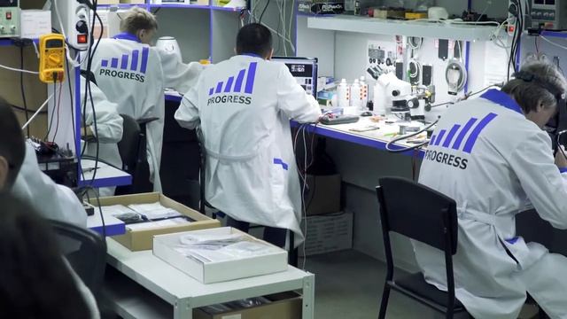 Первый ОТКРЫТЫЙ сервисный Центр в Городе смотреть онлайн