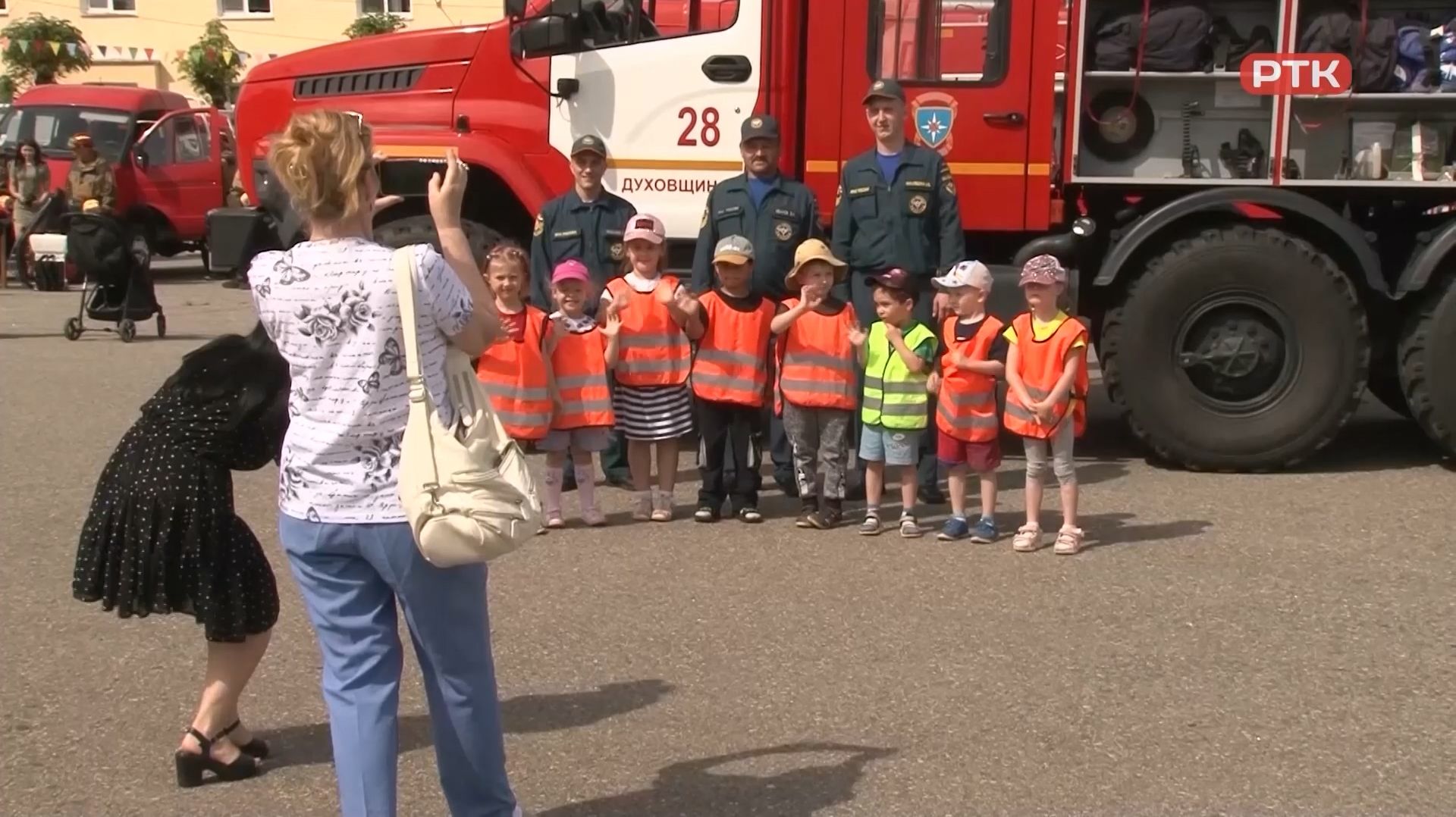 Пионер ТВ - Огнеборцы Духовщины приняли участие в акции "Безопасные каникулы", организованной ВДПО