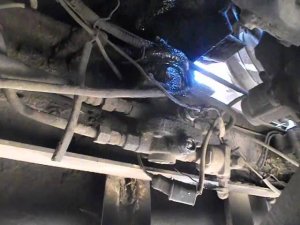 Как снять главный тормозной кран на автомобиле Камаз 5511