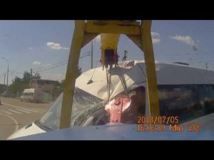 Авария крана и маршрутки в Краснодаре