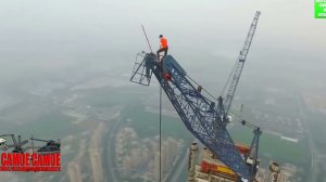 На самом высоком кране мира люди