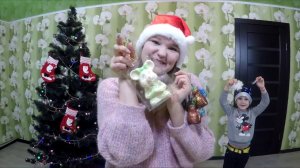 НАРЯДИ  ЕЛКУ  ЧЕЛЛЕНДЖ ! У КОГО ЕЛКА  КРАСИВЕЕ ?  VALERIA  HAPPY