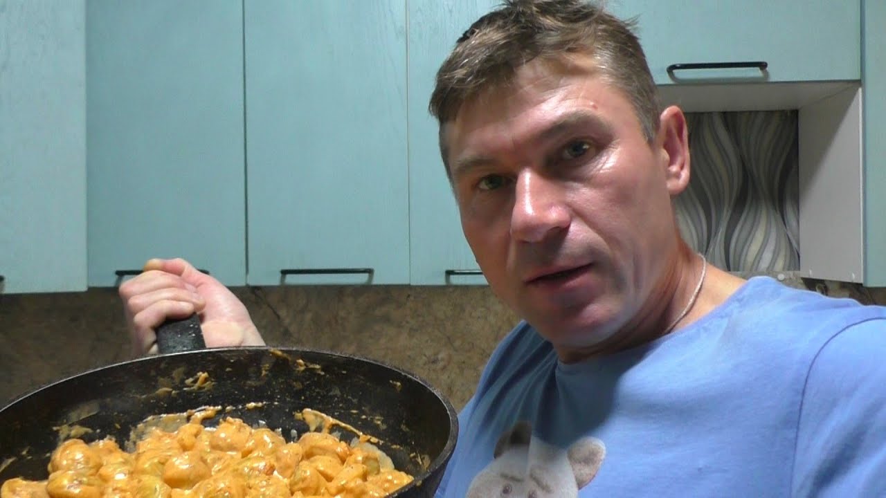 ПЕЛЬМЕНИ ЖАРЕННЫЕ ПО ОСОБОМУ РЕЦЕПТУ! ЖЕНА И ДЕТИ ПРОСЯТ ПРИГОТОВИТЬ! Это вкусно 😋 смотреть онлайн