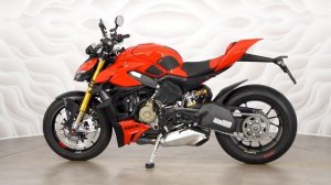 Ducati Streetfighter V4 vin ZDM4F00AARB003217