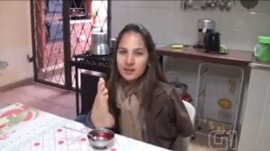 ДЕВУШКА БЕЗ РУК, это просто ШОК, как она ВСЕ делает ногами !!!