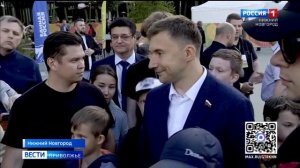 Центральная площадь парка «Швейцария» превратилась в шахматную арену под открытым небом