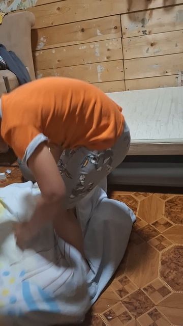 я не знаю как я согласилась на это... Я СКАЧАЛА КРУТУЮ РАДИ ЭТОГО!? смотреть онлайн