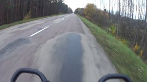Вечером в деревенский магазин