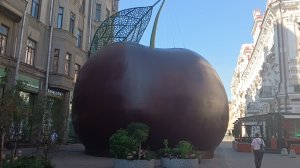 Прогулки по Москве. Утренняя прогулка по Абрату. Обновленная стена Виктора Цоя