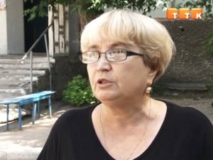 В подъезде провалился пол