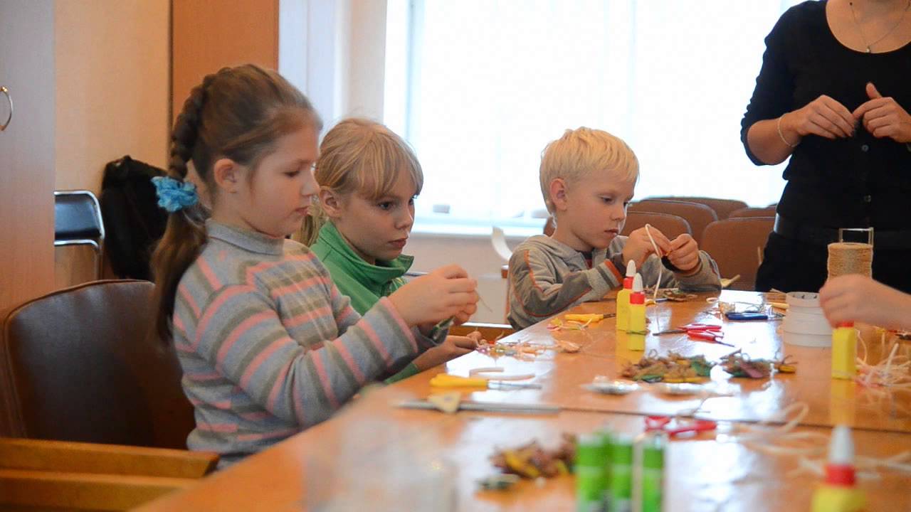 Эко-ручки из бумаги смотреть онлайн