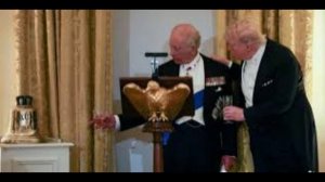 Трамп получил королевский перстень к юбилею США