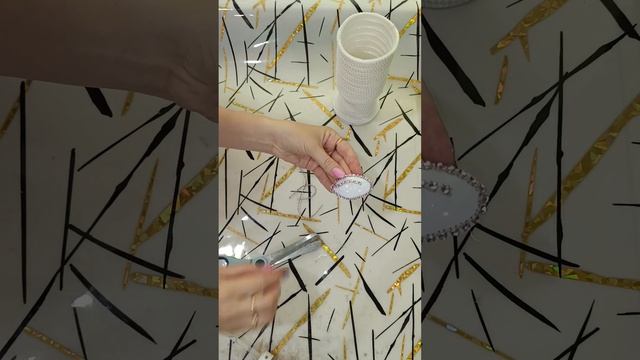 Красивая ваза своими руками из пластиковых ложек/Beautiful DIY Vase from Plastic Spoons смотреть онлайн