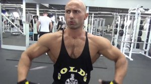 Как накачать спину, задние дельты. Тренировка спины на сушке