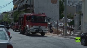 اليونان.. انهيار مبنى وسط أثينا