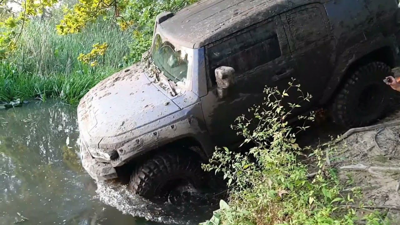Просто КАРСИВЫЙ OFF-ROAD в реке и болоте смотреть онлайн