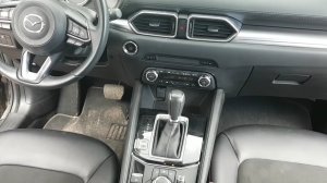 Как снять центральную консоль Mazda Cx5 2018 , где находится болок AIRBAG