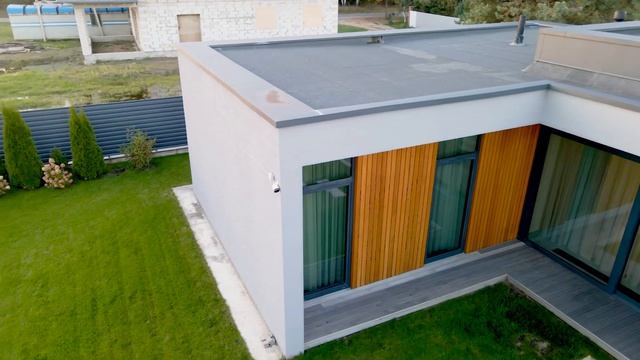 Обзор одноэтажного дома с плоской крышей и панорамными окнами I NA House [ENG SUB] смотреть онлайн
