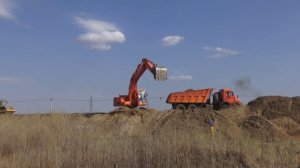 Volgograd / Волгоград. Строительство Волгоградского моста через реку Ахтубу (сентябрь 2017)